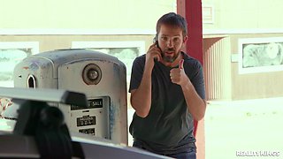 Monster Curves - Servicing The Mechanic 1 - Scott Nails