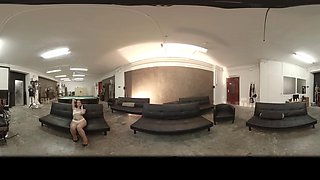 Valentinas Studio: Play this Dildo!